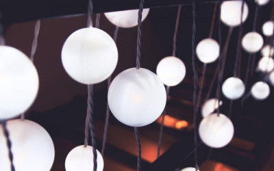 What’s the Difference Between Architectural and Decorative Light Fittings?