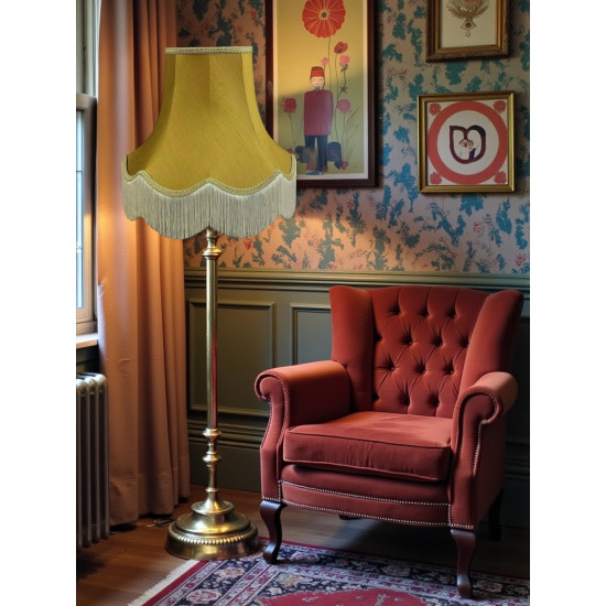 Antique Gold and Cream Scalloped Fabric Lampshade